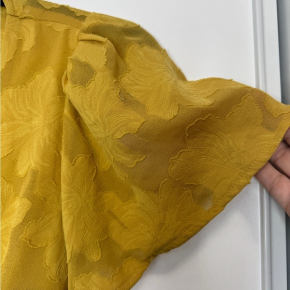 💎 Lulus Lovely Times Floral Backless Short Romper Yellow - Picture 5 of 13